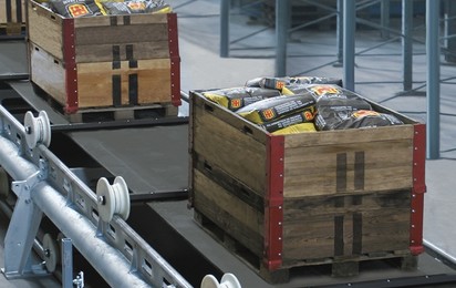 Produtos do Grupo Doppelmayr, que são elaborados especialmente para o transporte de materiais, se adequam bem para cargas e granéis.
